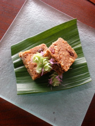 square cake.jpg